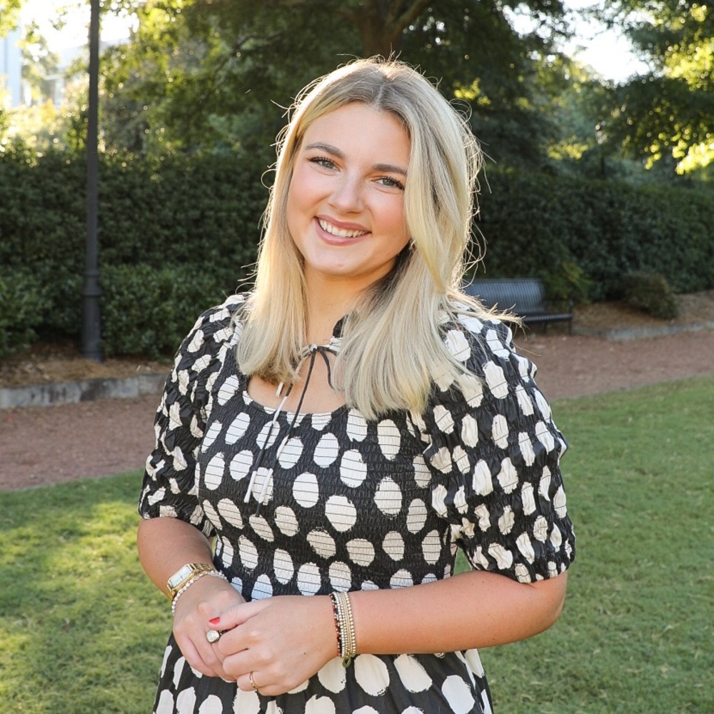 Meet your Posher, Chloe